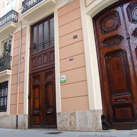 Valola Boutique بيت ضيافة فالنسيا